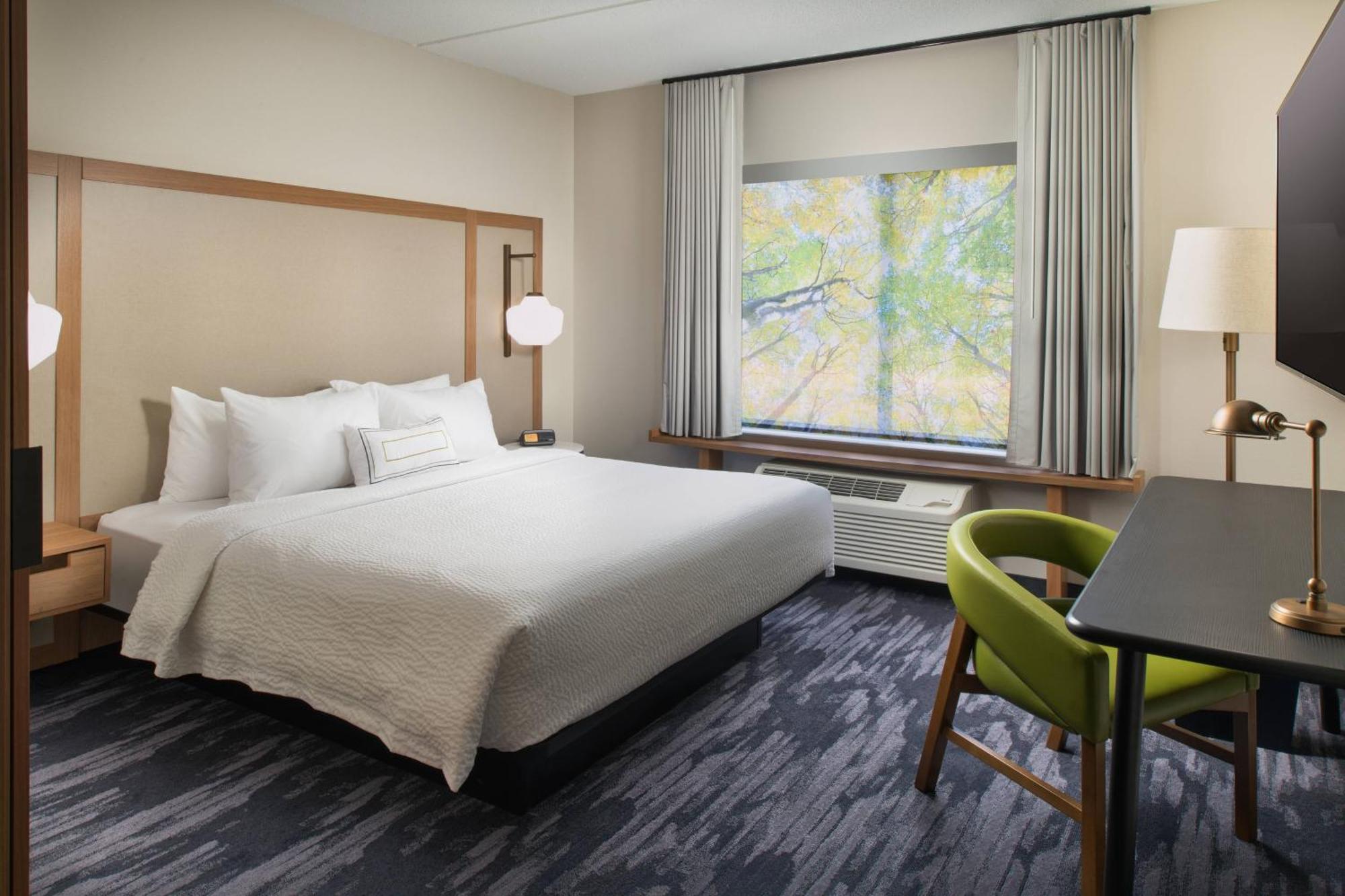 Fairfield Inn & Suites By Marriott Атенс Экстерьер фото