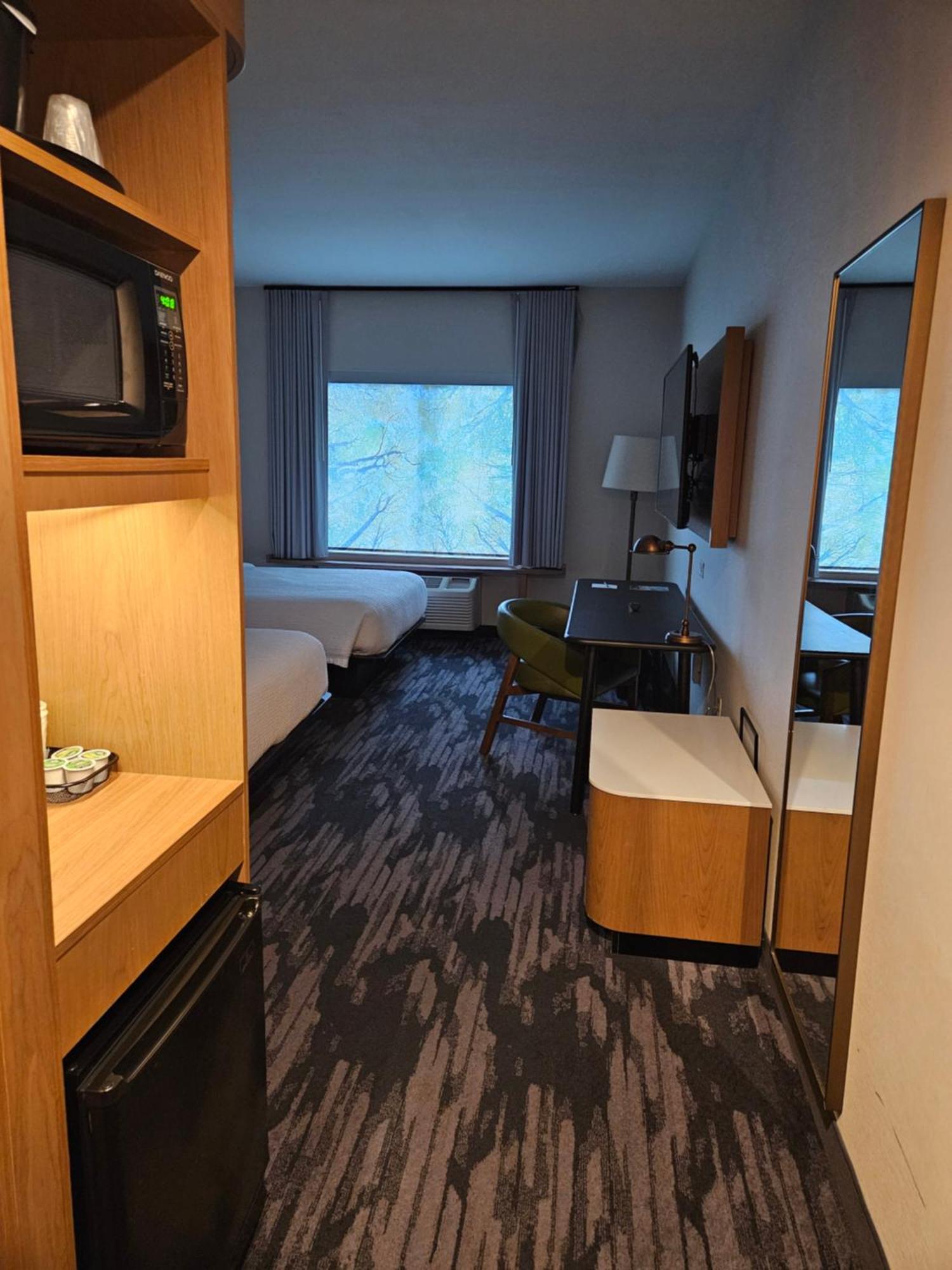 Fairfield Inn & Suites By Marriott Атенс Экстерьер фото